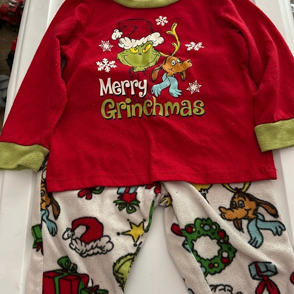 Grinch Fleece Pajamas 2T - Picture 1 of 6